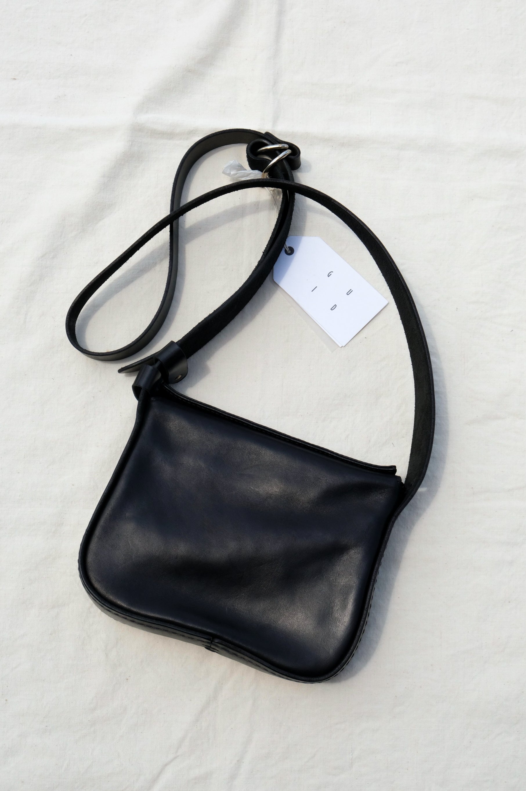 GUIDI ”UNISEX SMALL HANDLE BAG / HORSE FULL GRAIN