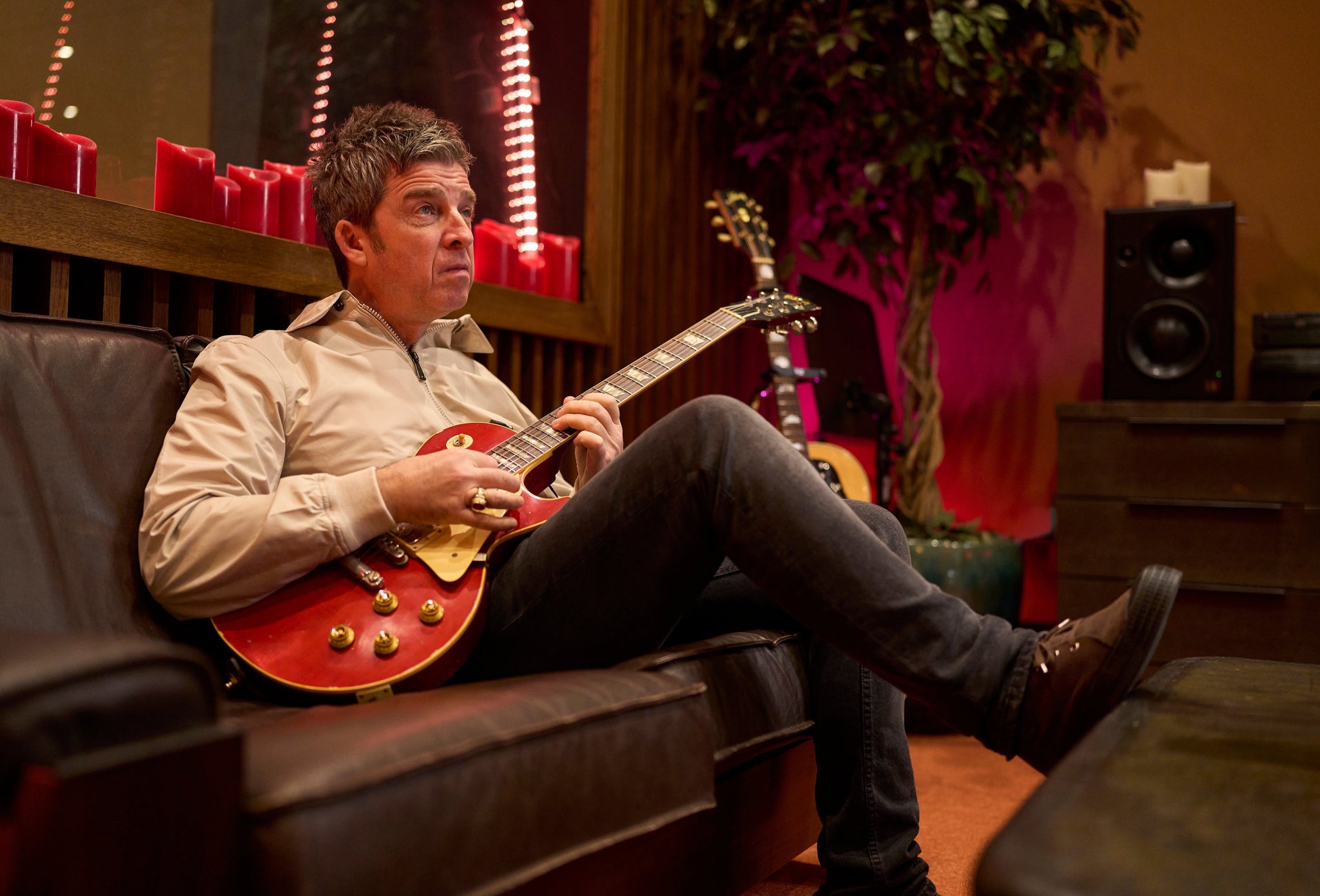 2025/10/6(MON) RELEASE "NOVESTA×NOEL GALLAGHER"
