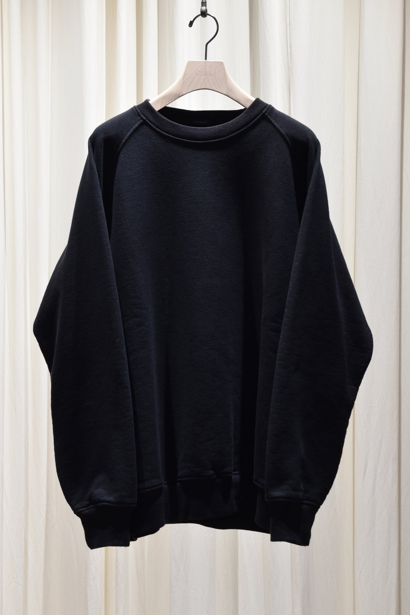 COMOLI "Cotton fleece crew neck / BLACK"