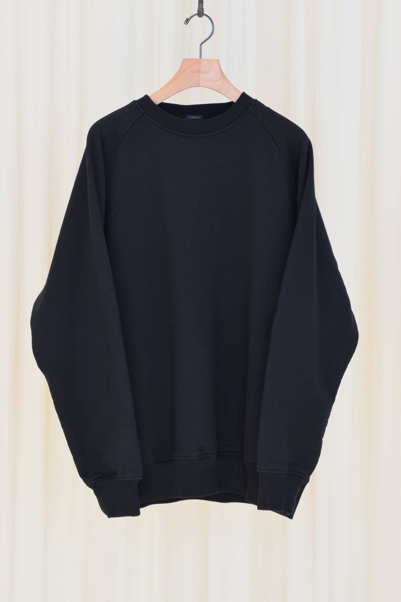 COMOLI "Cotton fleece crew neck / BLACK"