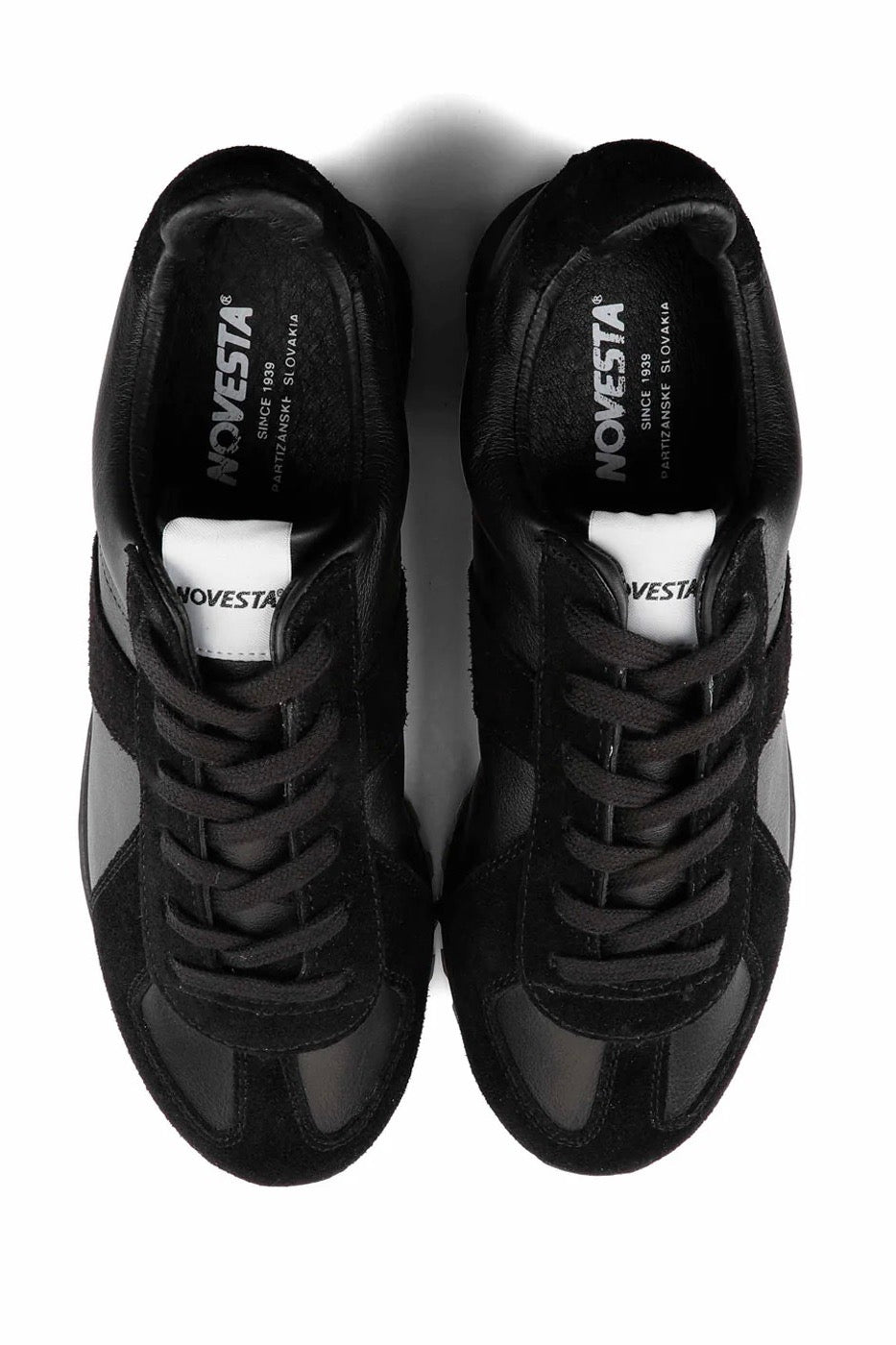 NOVESTA "GERMAN TRAINER LEATHER TRAIL /  BLACK"