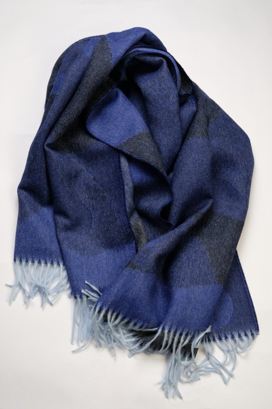 THE INOUE BROTHERS..."CAMO LARGE BRUSHED STOLE / CAMO BLUE"