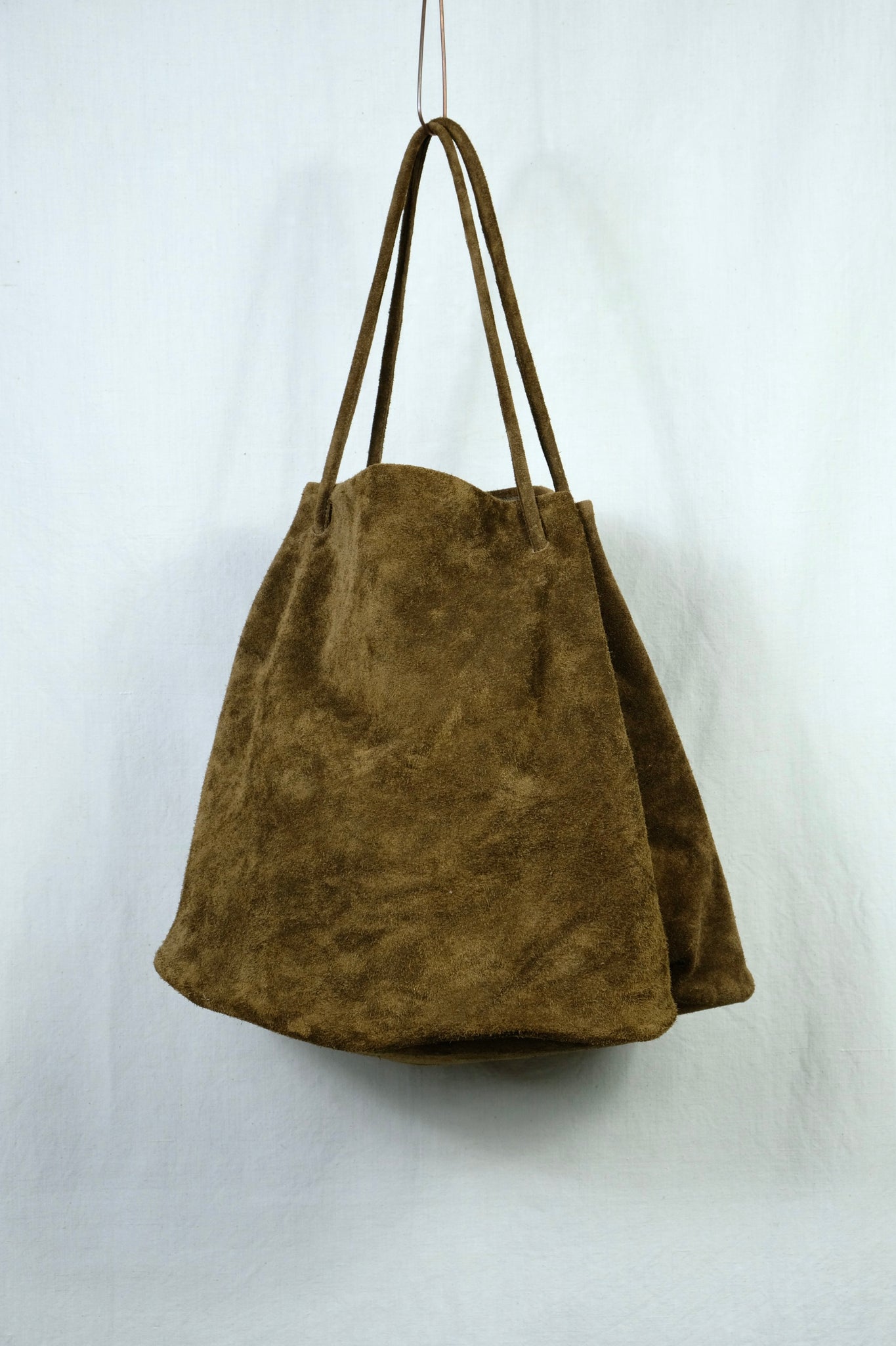 Gabriela Coll Garments "NO.17 HOOF BAG / BROWN SUEDE"