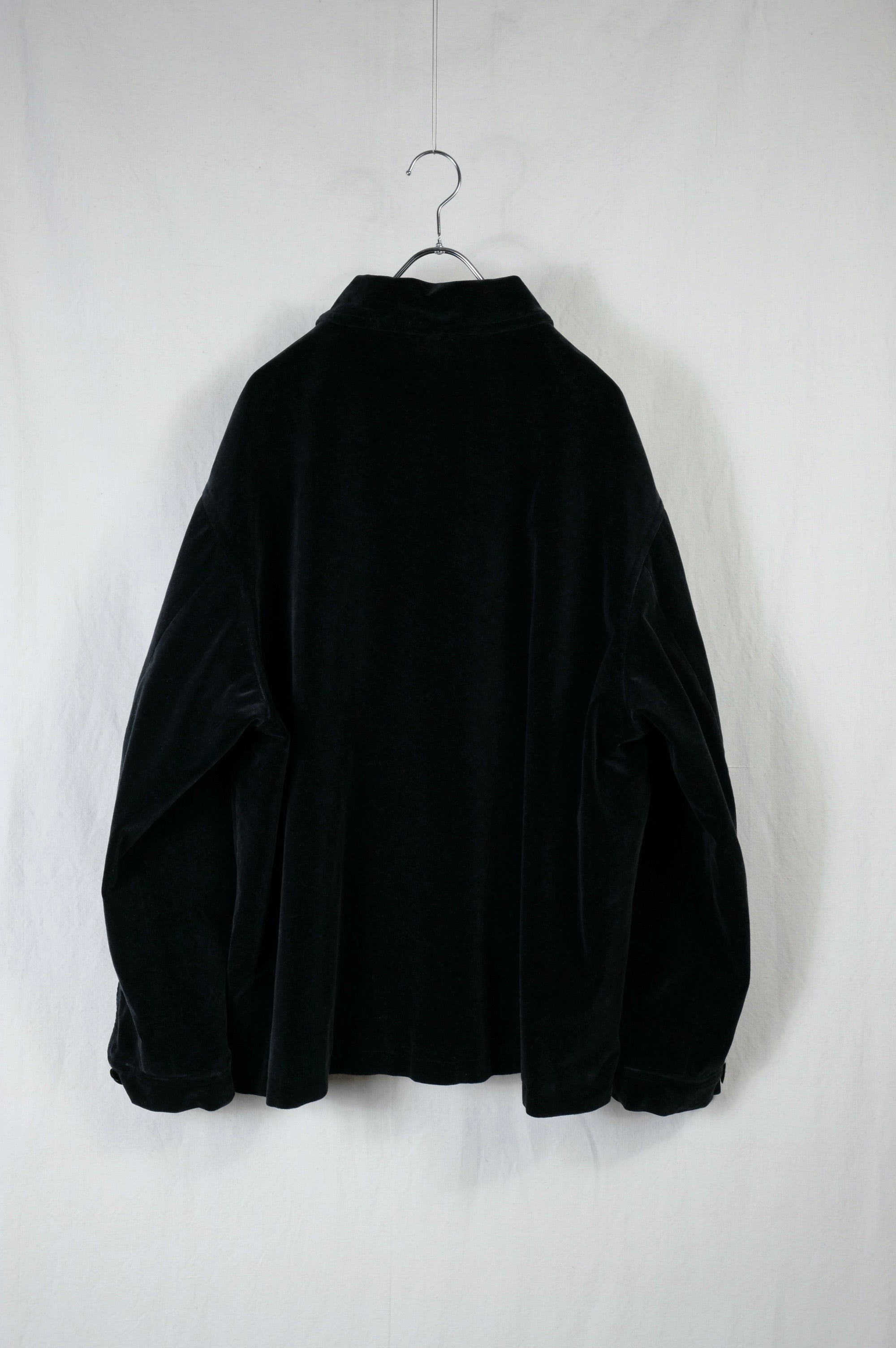 4F09E1A3-1F33-442B-A188-