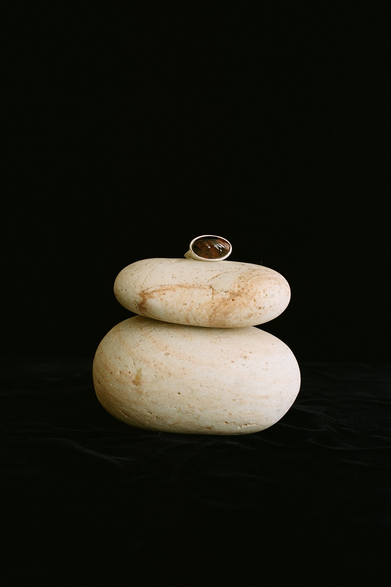 R.ALAGAN "QUIETUDE RING / MAHOGANY OBSIDIAN (LIMITED ITEM)"