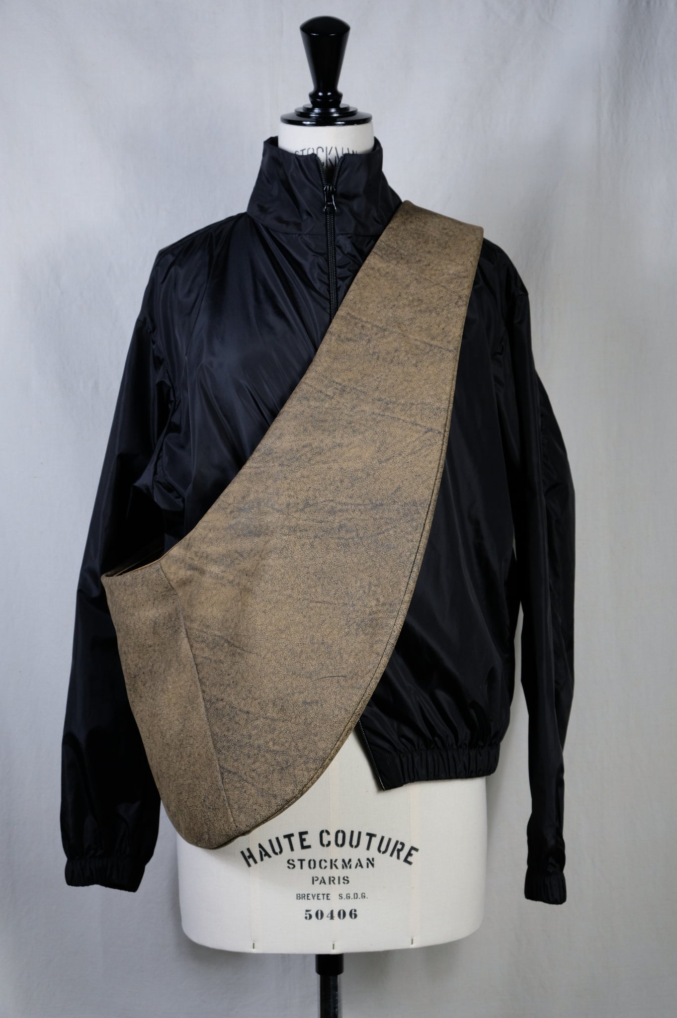 Gabriela Coll Garments "NO.250 CROSSED LEATHER BAG/BROWN"