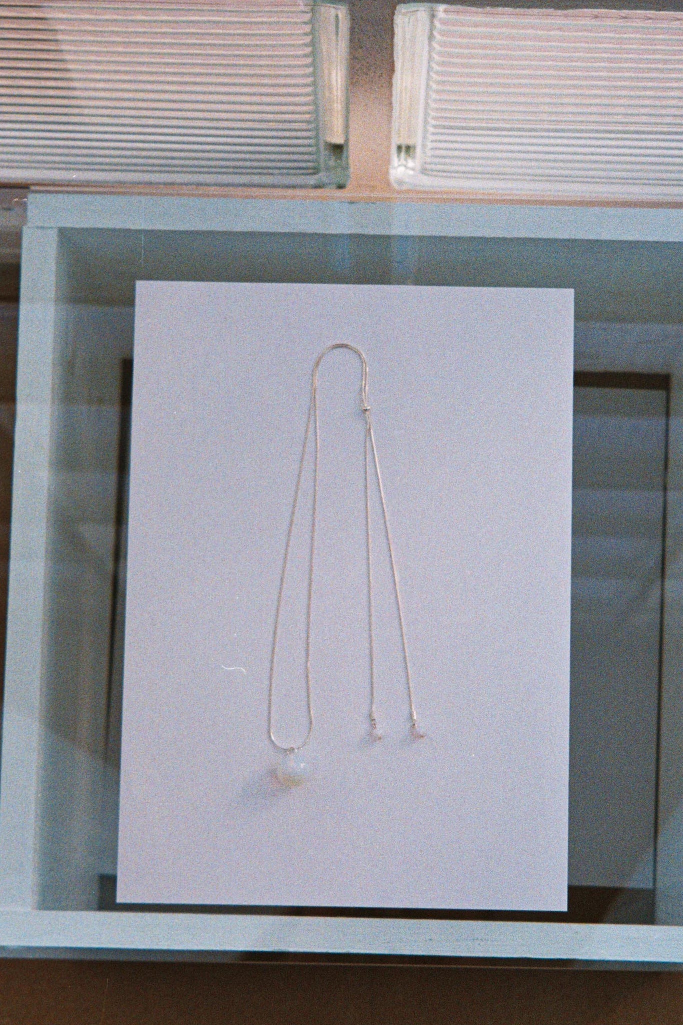 Sisi Joia "LOAR NECKLACE / OPALINE WHITE"