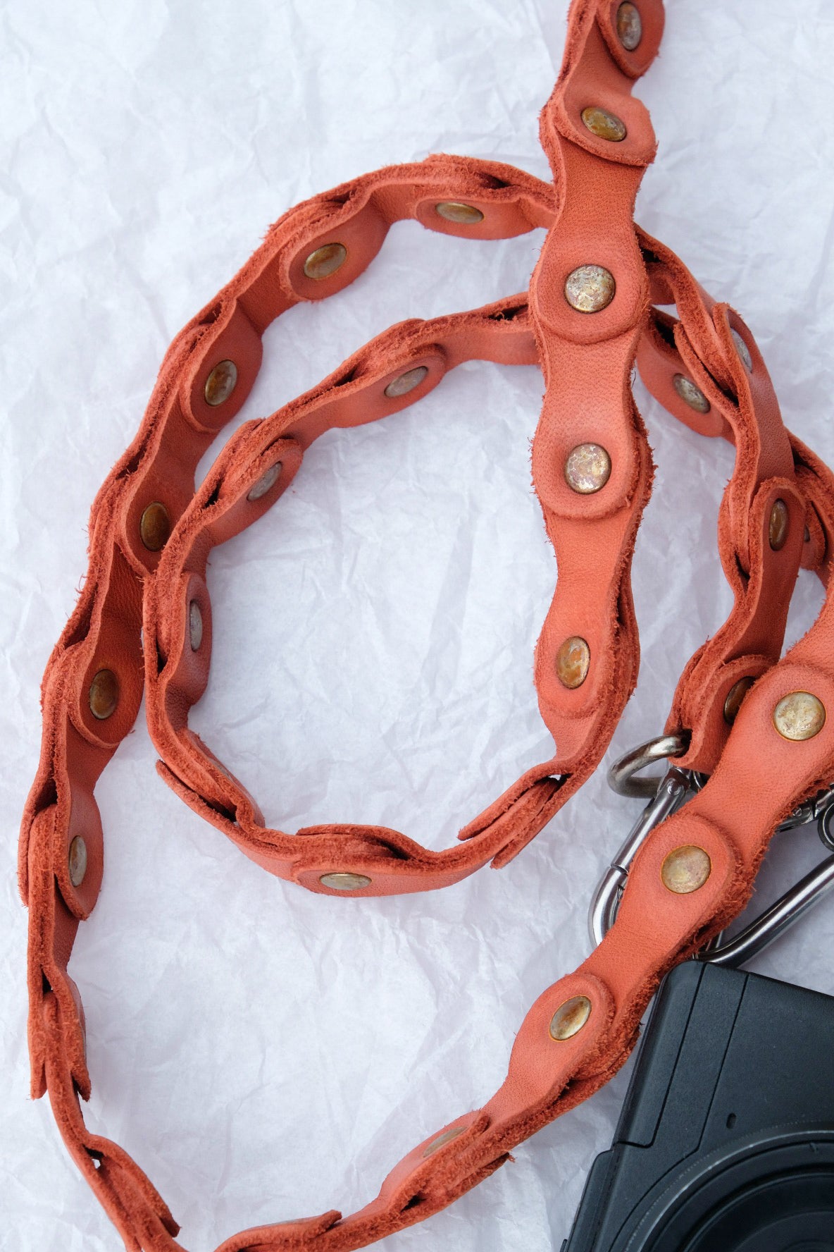 GUIDI LEATHER CAMERA STRAP -BLACK