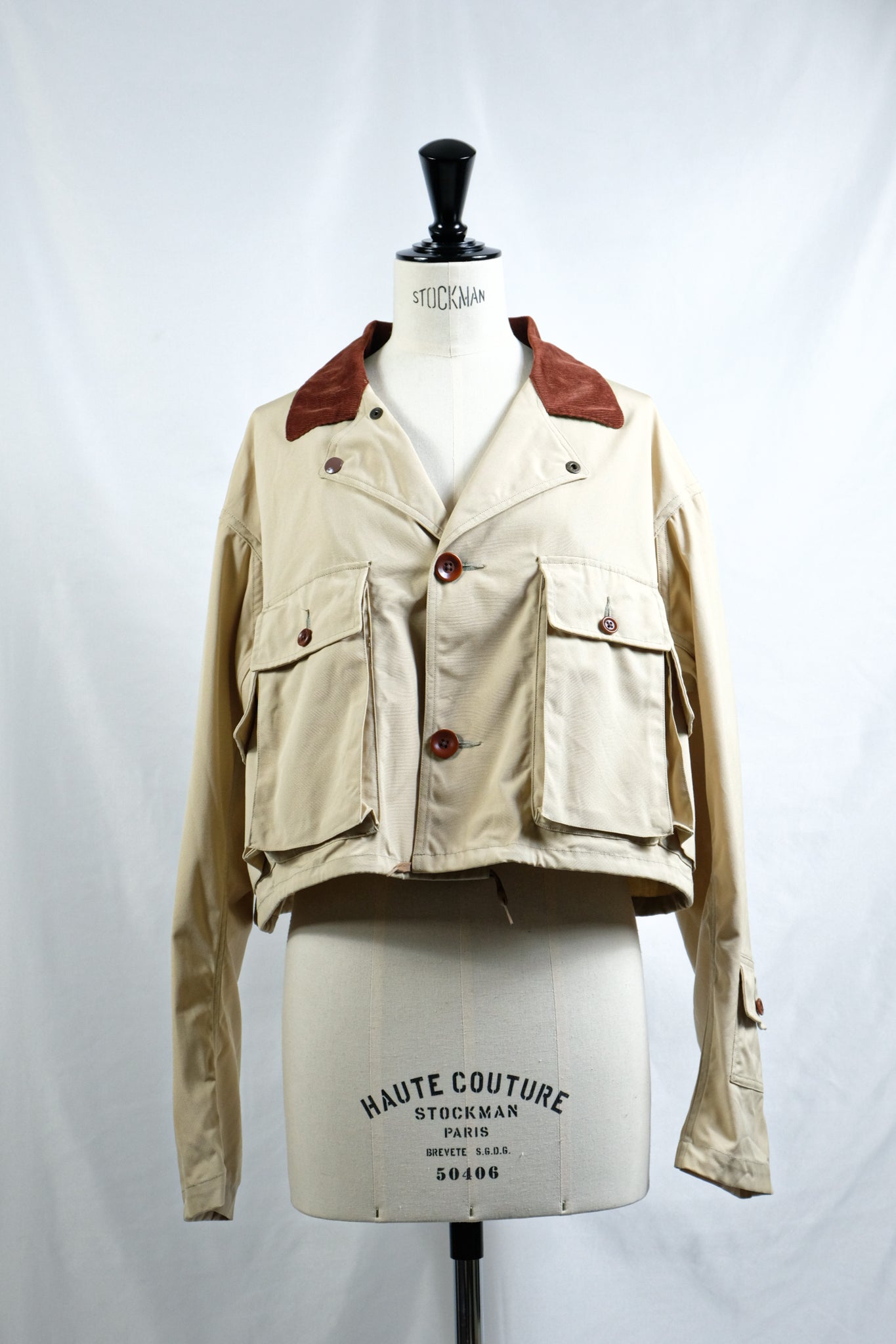 FUMIKA_UCHIDA "POPLIN SHORT JACKET /SAND / BORDEAUX" 