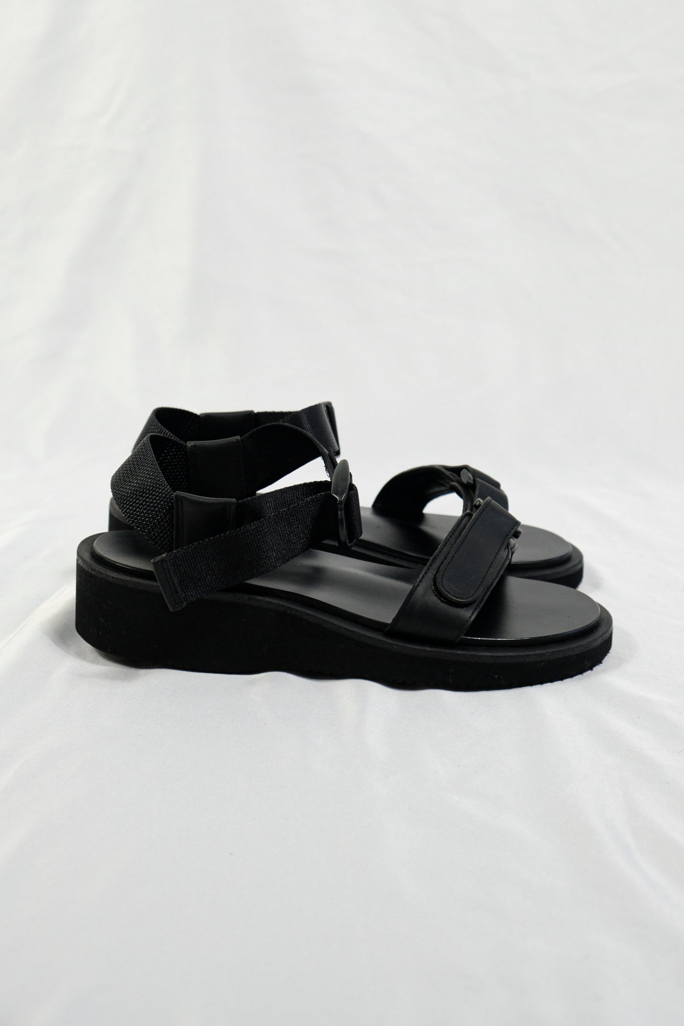 FOOTWORKS 