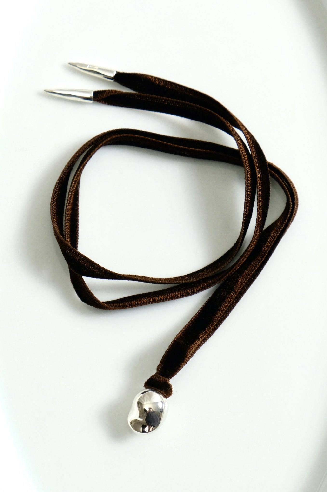 R.ALAGAN "TINY BOROCCO CHOKER / BROWN"