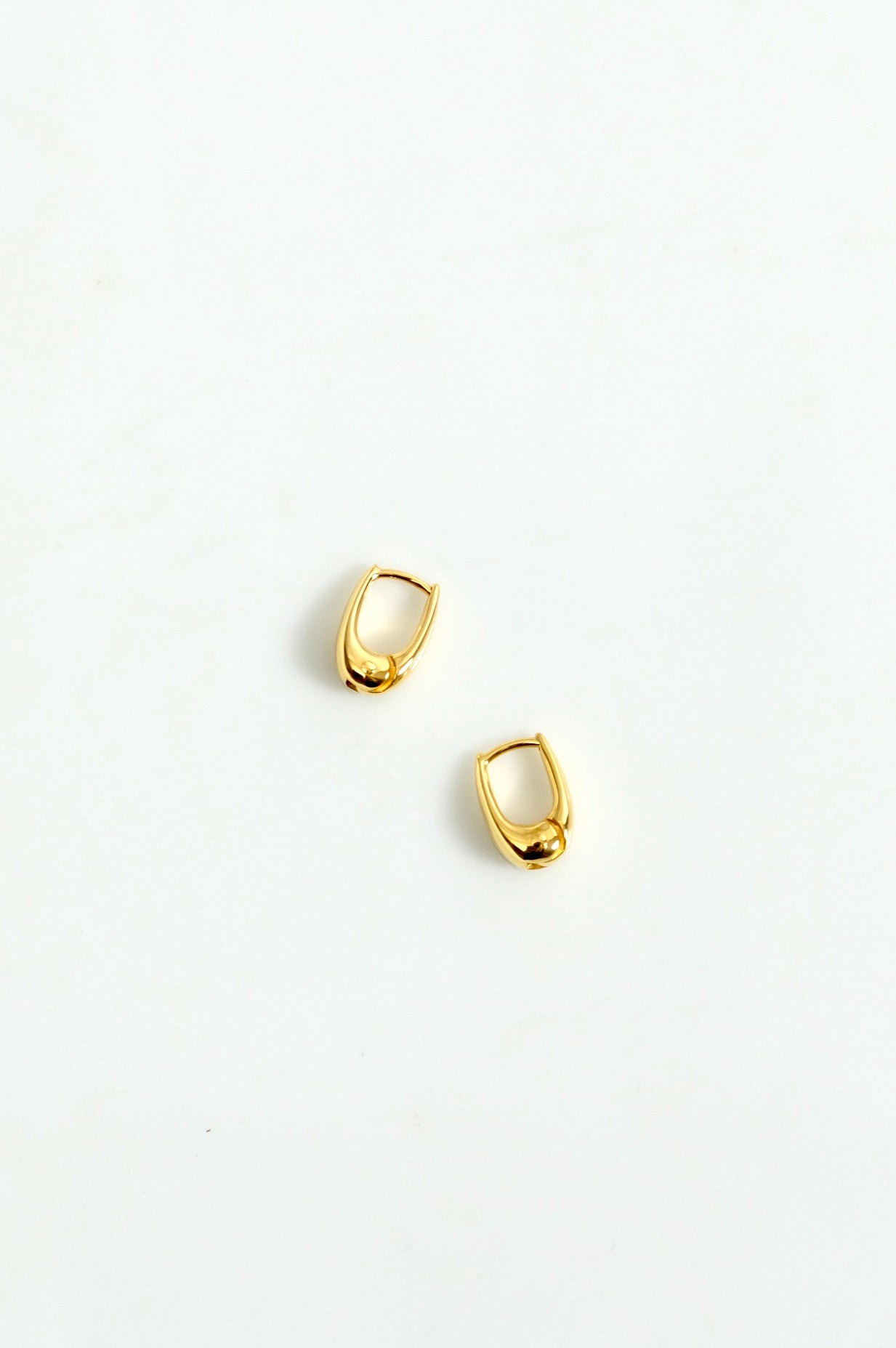 R.ALAGAN "TINY THIN HOOPS / GOLD"