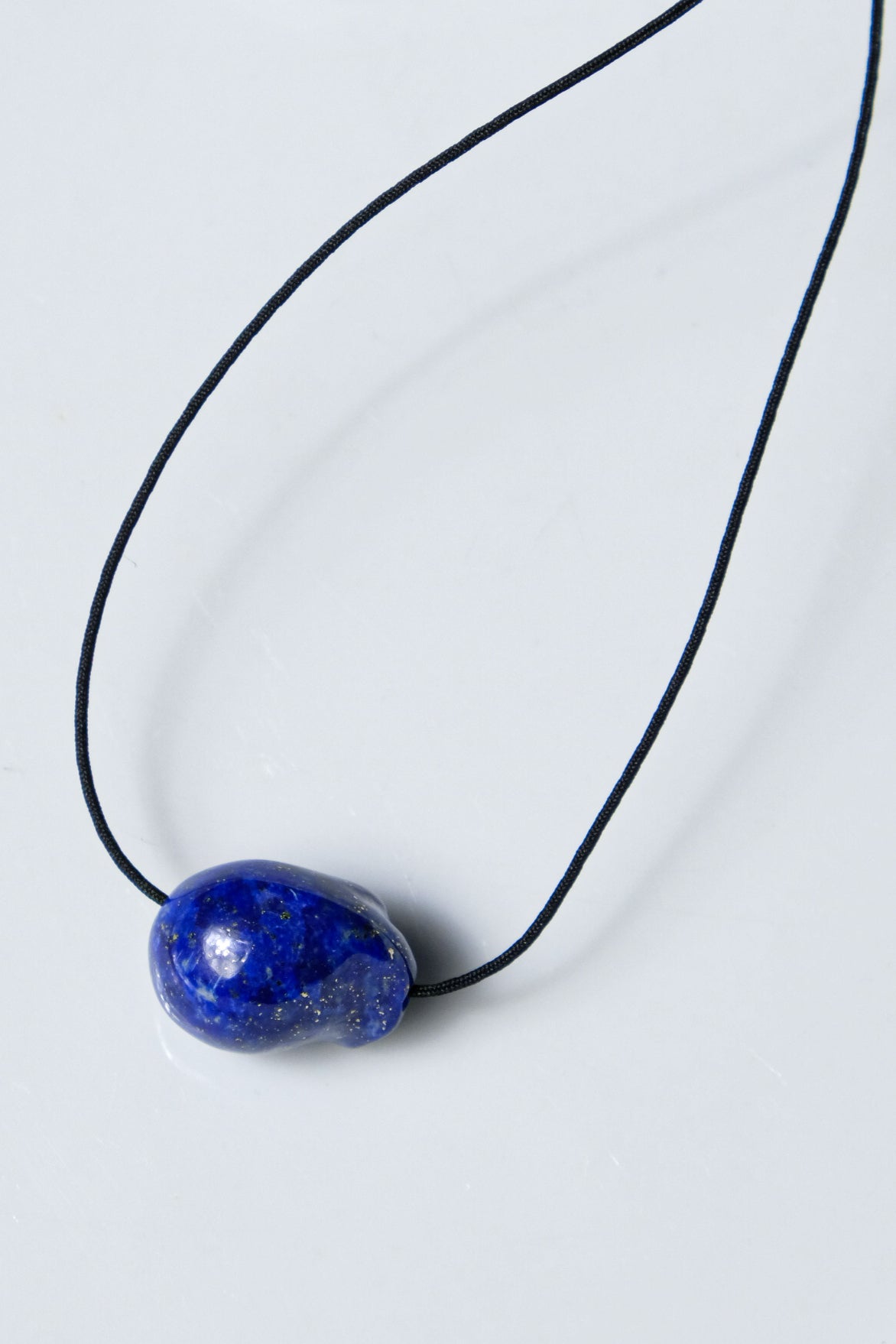 R.ALAGAN "DISTORTED STONE CHOKER (LAPIS)"