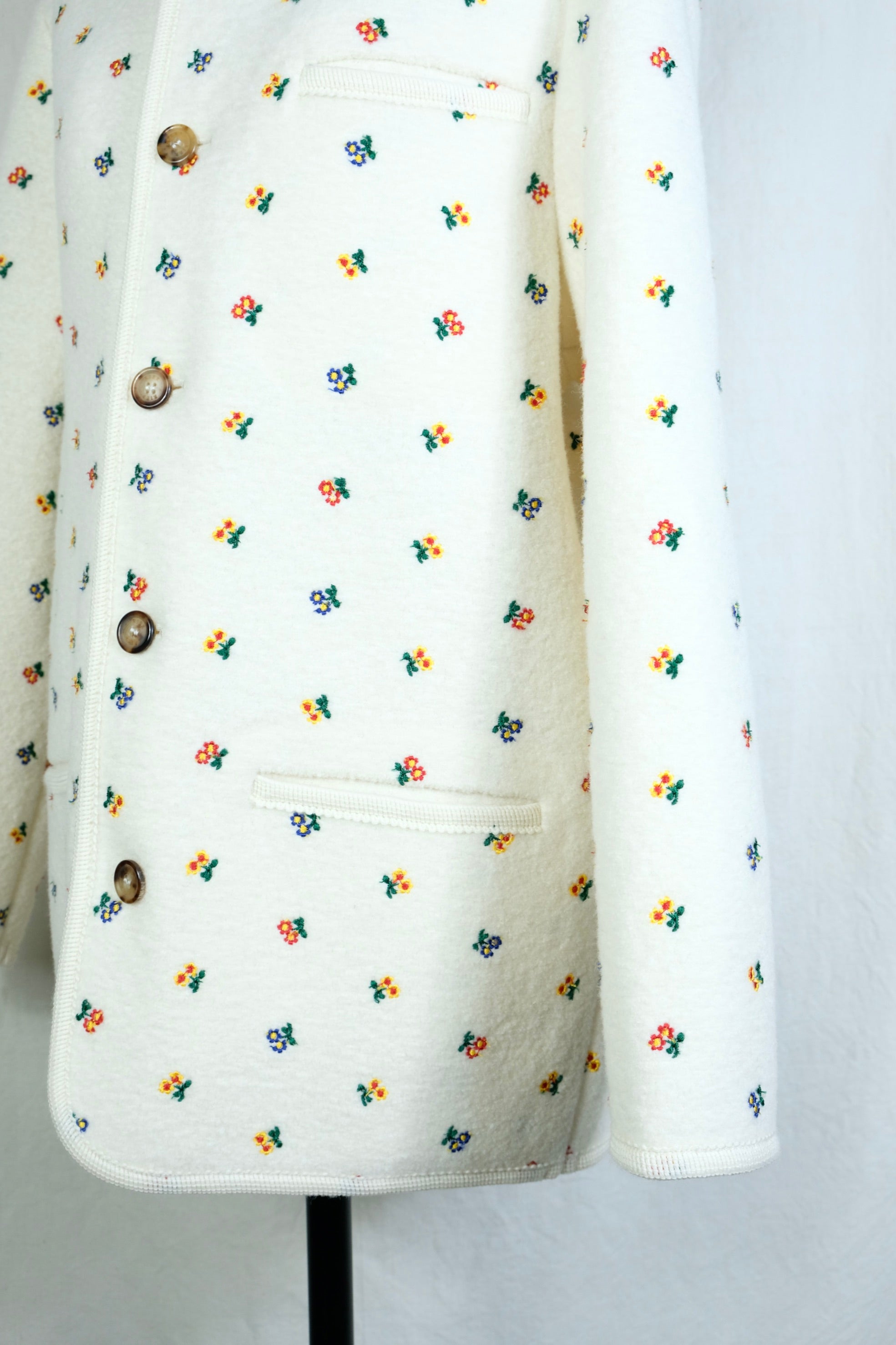 RIER 花柄刺繍 WALKER JACKET FLOWERS L RIER 花柄刺繍 WALKER JACKET FLOWERS L dr. Adams - RIER Walker