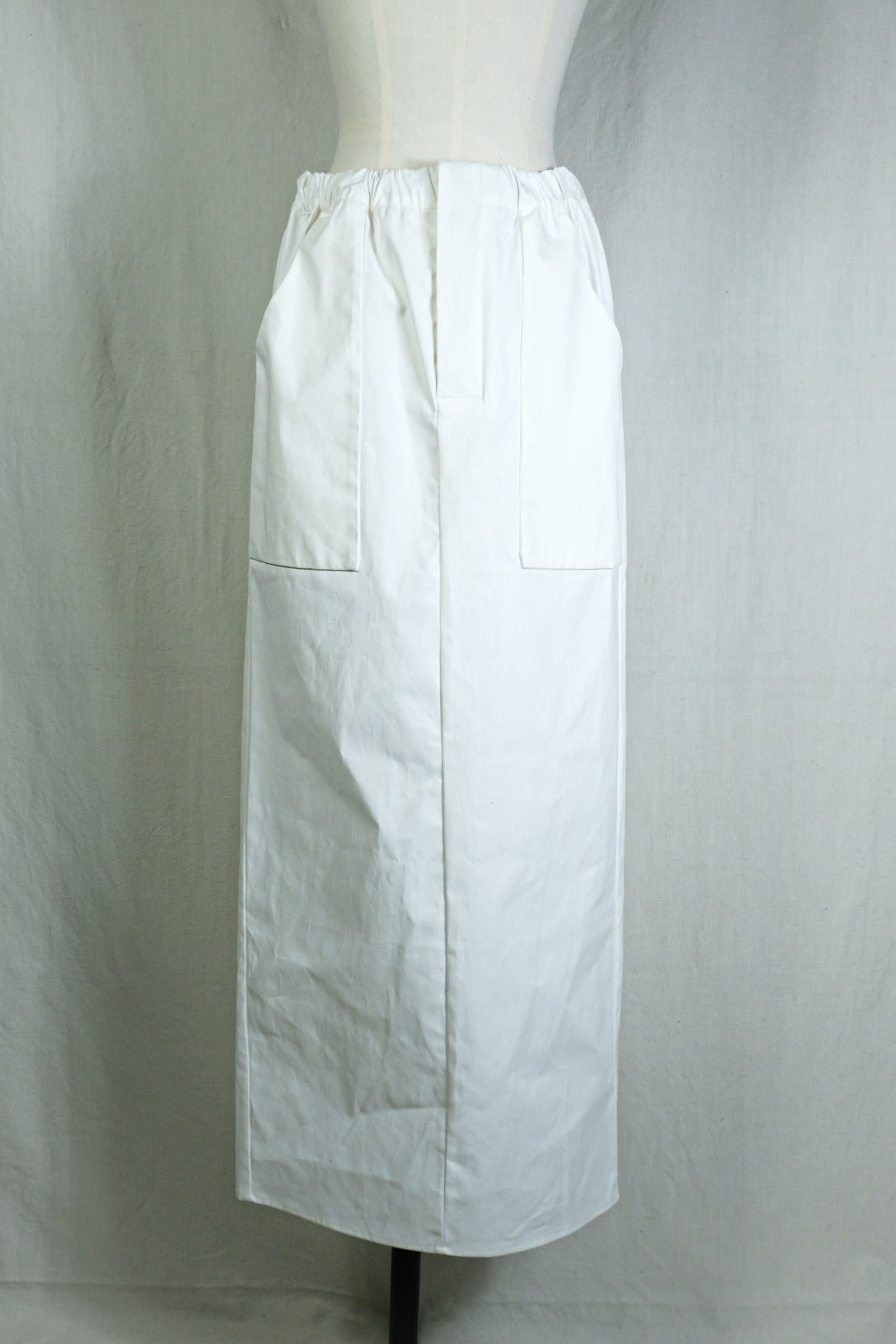 Gabriela Coll Garments "NO.282 COATED COTTON TWILL POCKET SKIRT / WHITE"