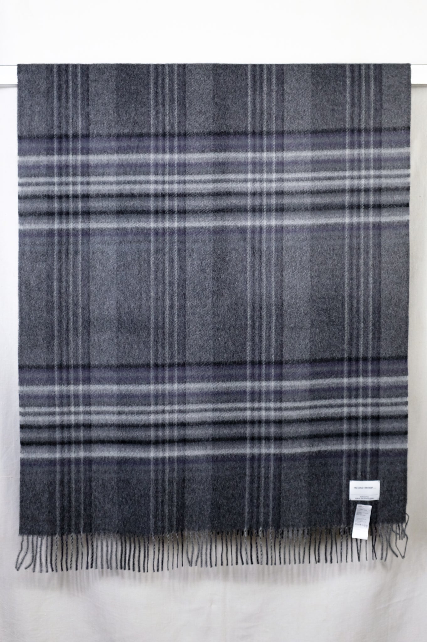 THE INOUE BROTHERS..."Large Brushed Stole (pattern) / Checkered Black"