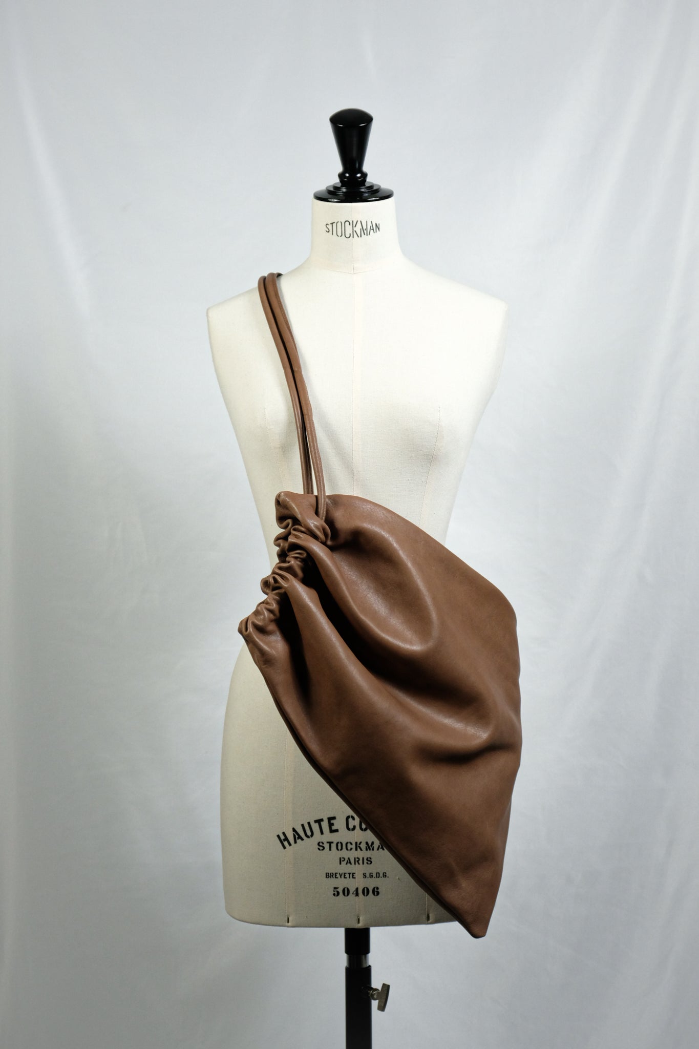 GABRIELA COLL GARMENTS – LOCALERS