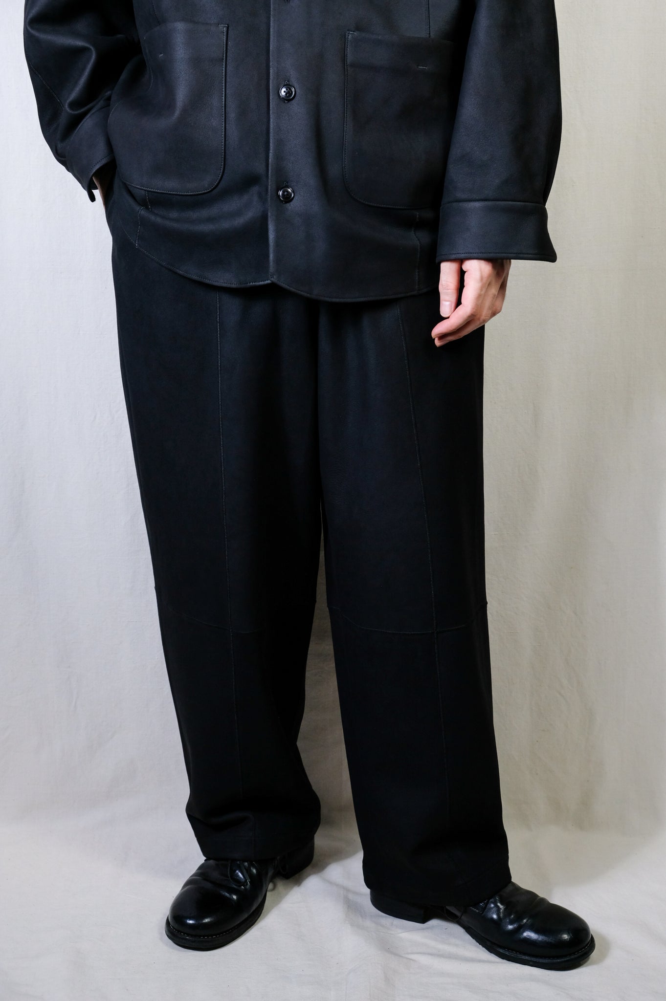 Gorsch the merry coachman "Lamb Leather Easy Trousers / BLACK"