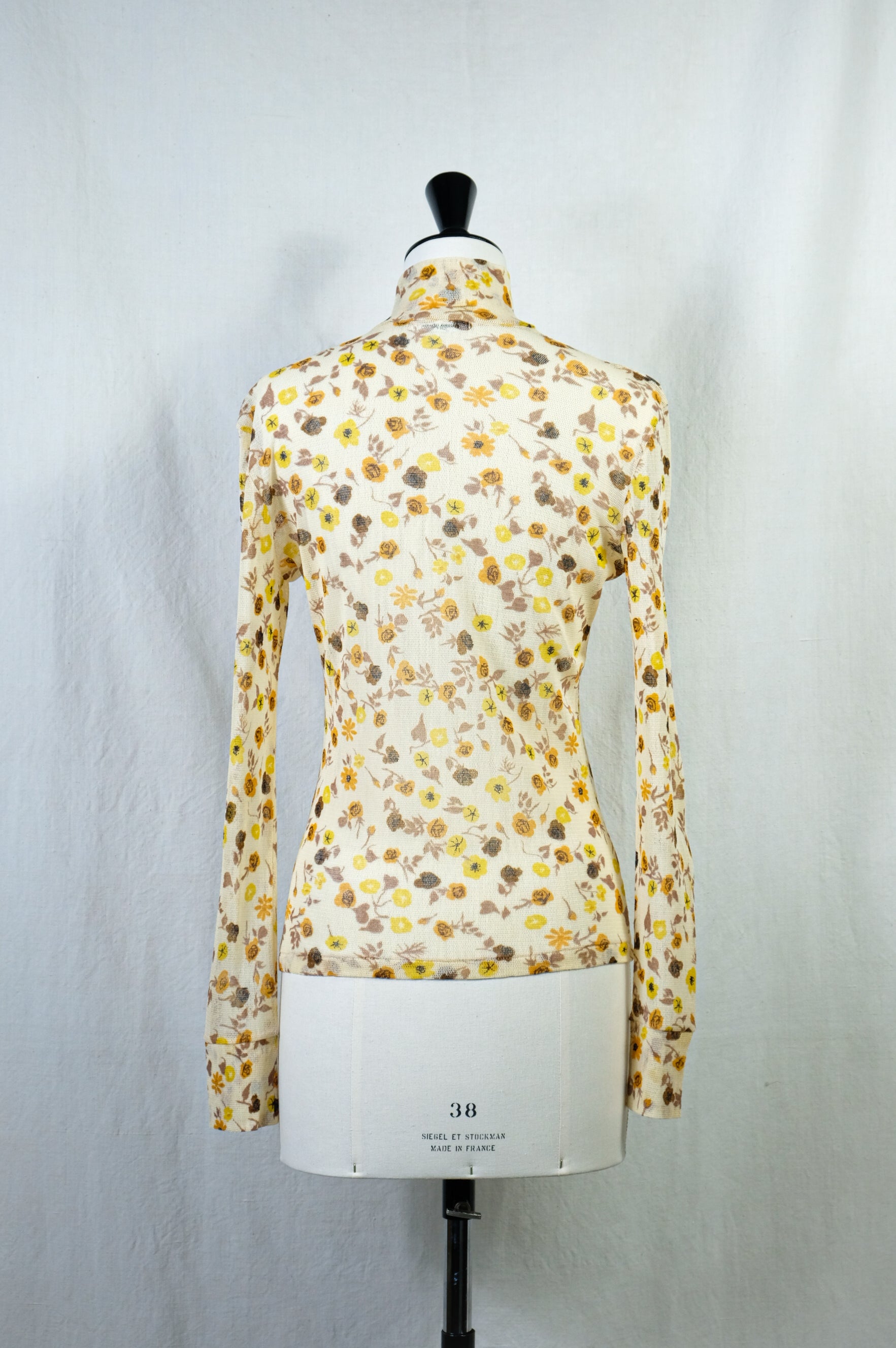 fumikauchida/フミカウチダ/FLOWER PRINTED TOP