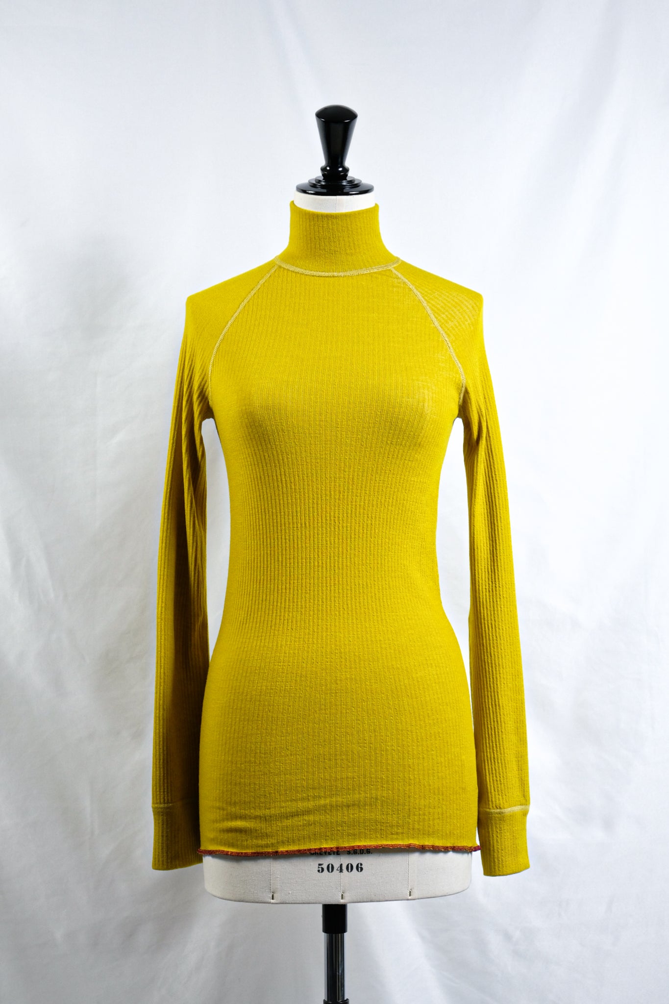 FUMIKA_UCHIDA "NEEDLE DRAWING TTL NECK UNDERWEAR / YELLOW GREEN" 