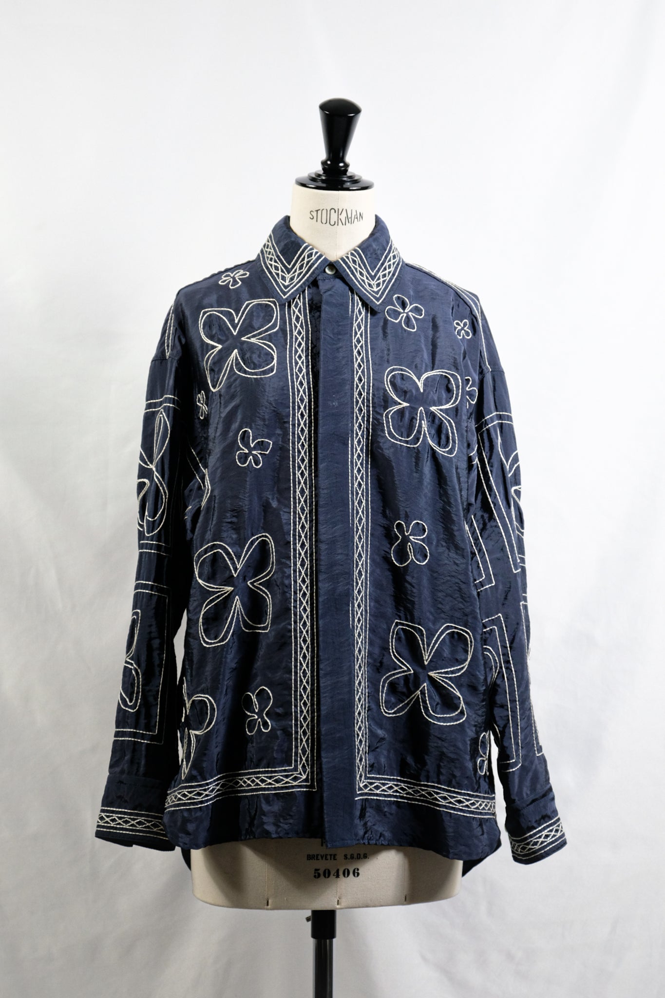 CURRENTAGE "EMBROIDARY SHIRT / NAVY"