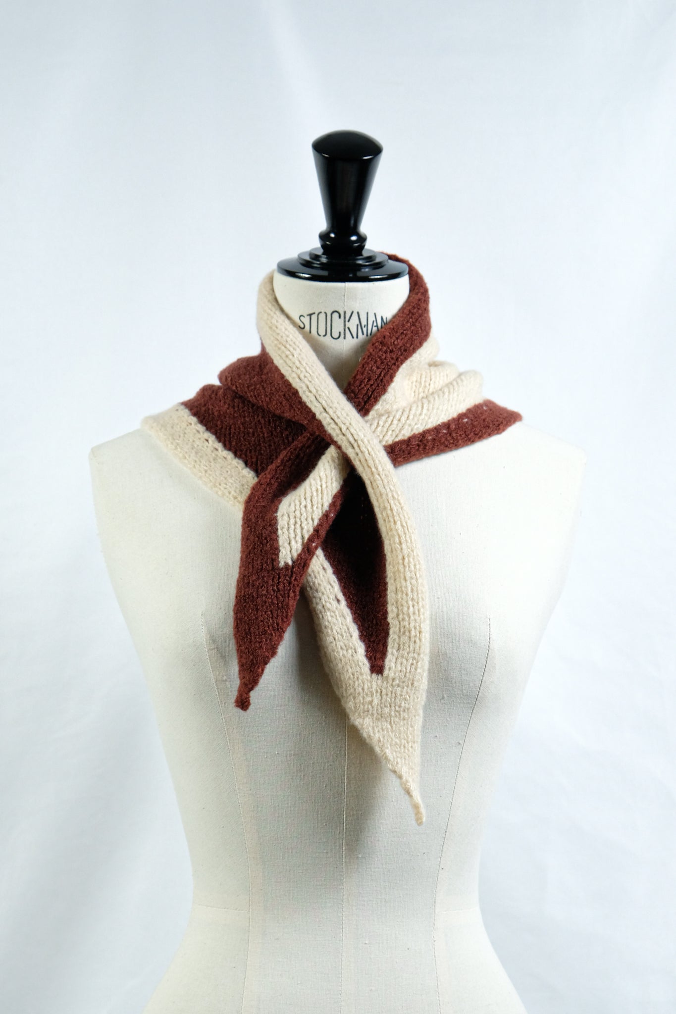 babaco"BICOLOR CASHMERE SILK TRIANGLE SCARF/ MAROON BROWN / VANILLA"