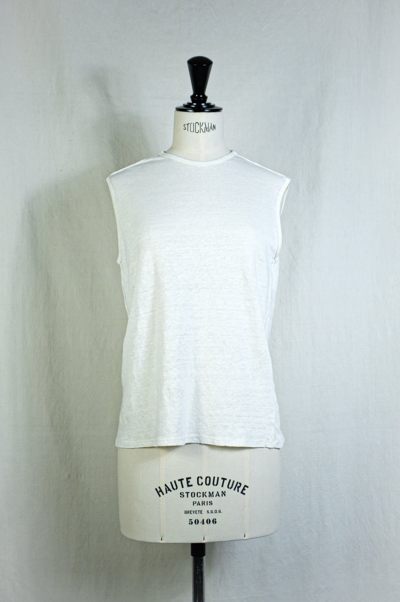 Gabriela Coll Garments "NO.33 LINEN SLEEVELESS T-SHIRT/WHITE"