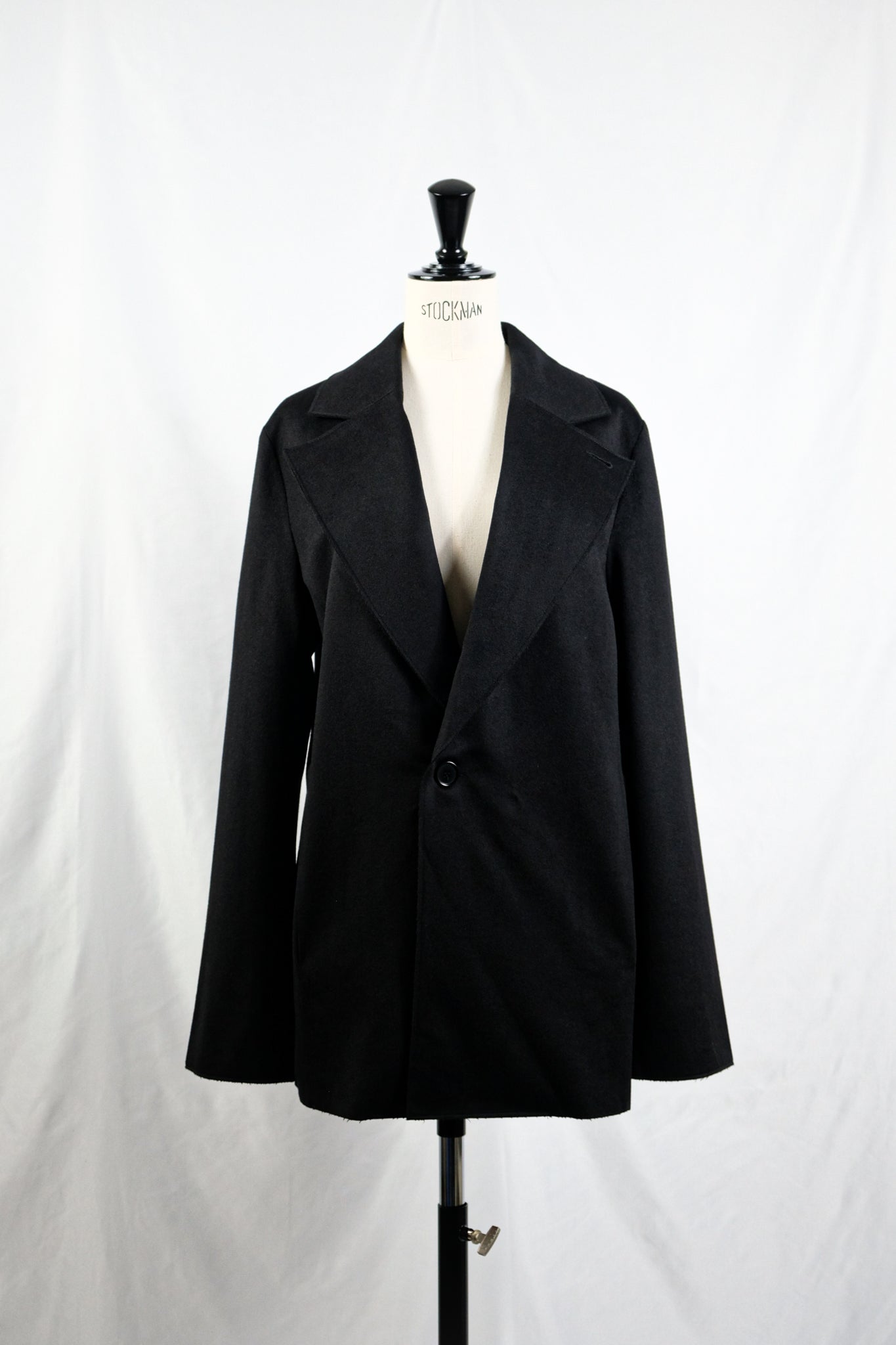 GABRIELA COLL GARMENTS "NO.173 HEAVY WOOL TWO BUTTON JACKET / BLACK"