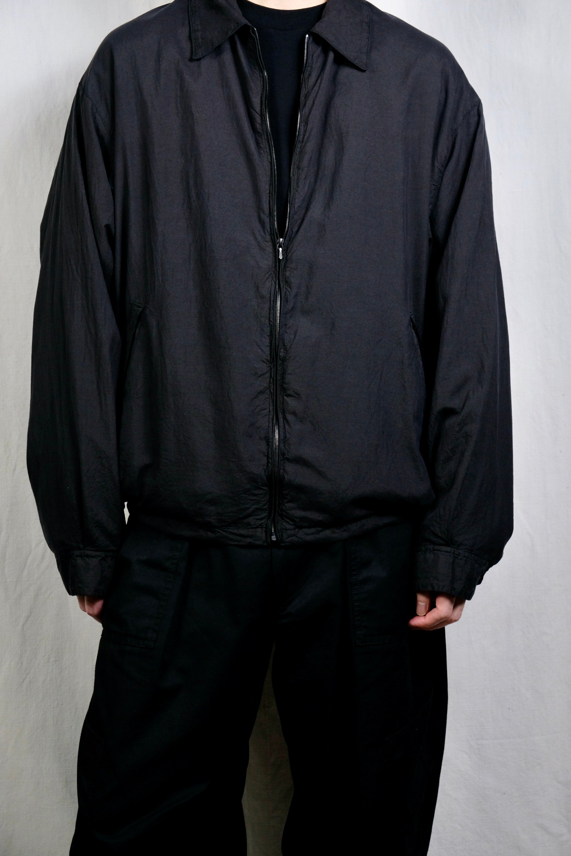 Comoli | シルク製品染 ブルゾン Black