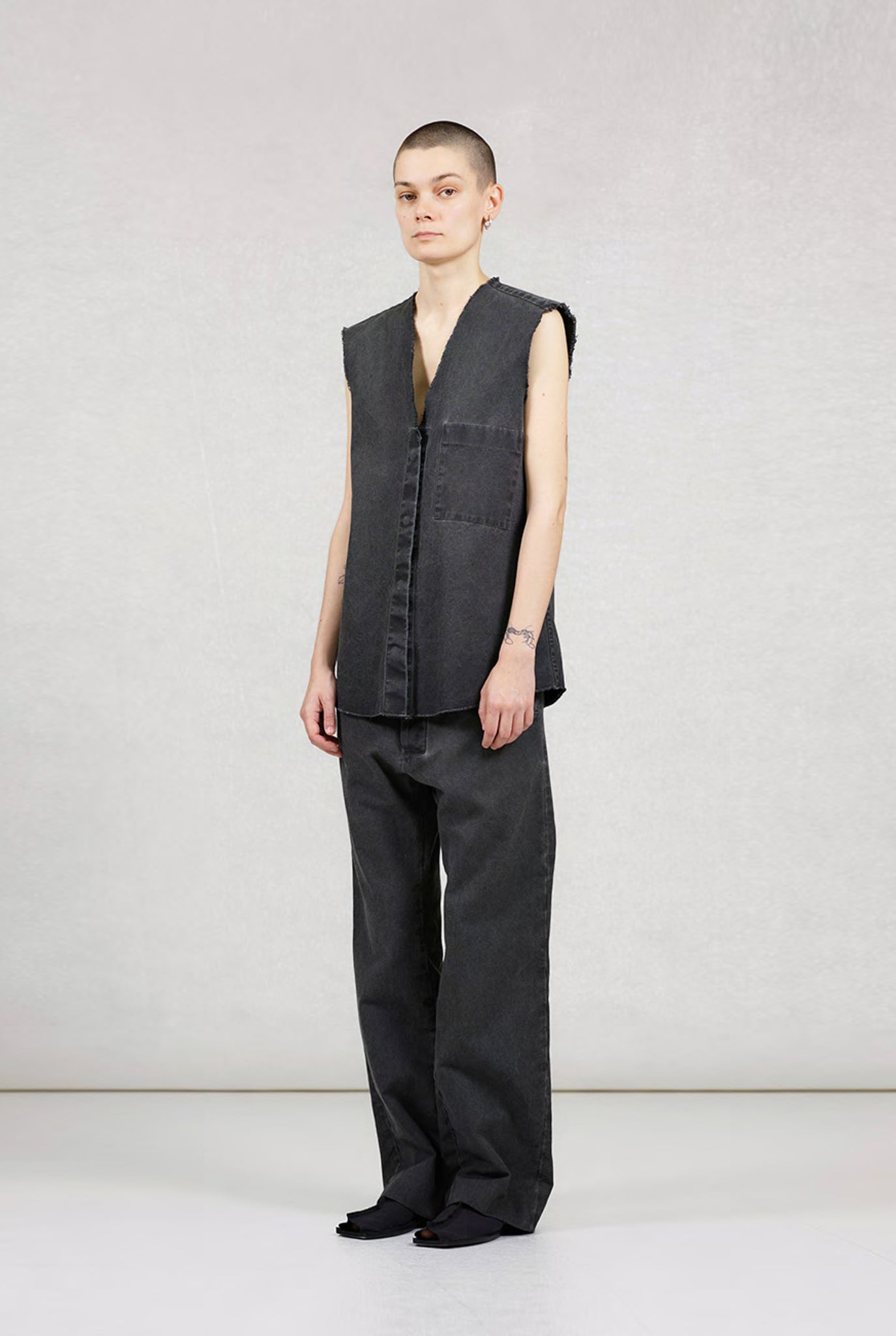 Gabriela Coll Garments "NO.305 CANVAS BELT LOOP TROUSERS"