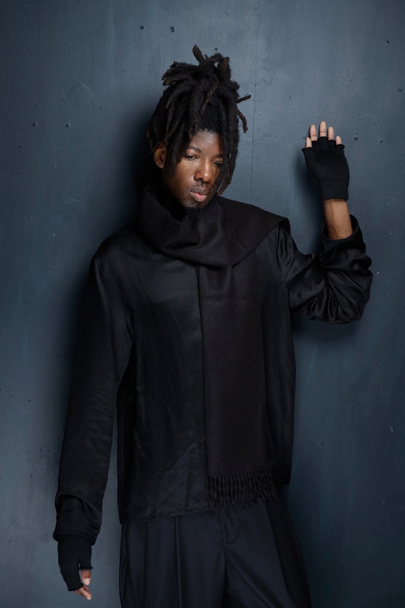 THE INOUE BROTHERS... "BRUSHED SCARF / PURE BLACK"