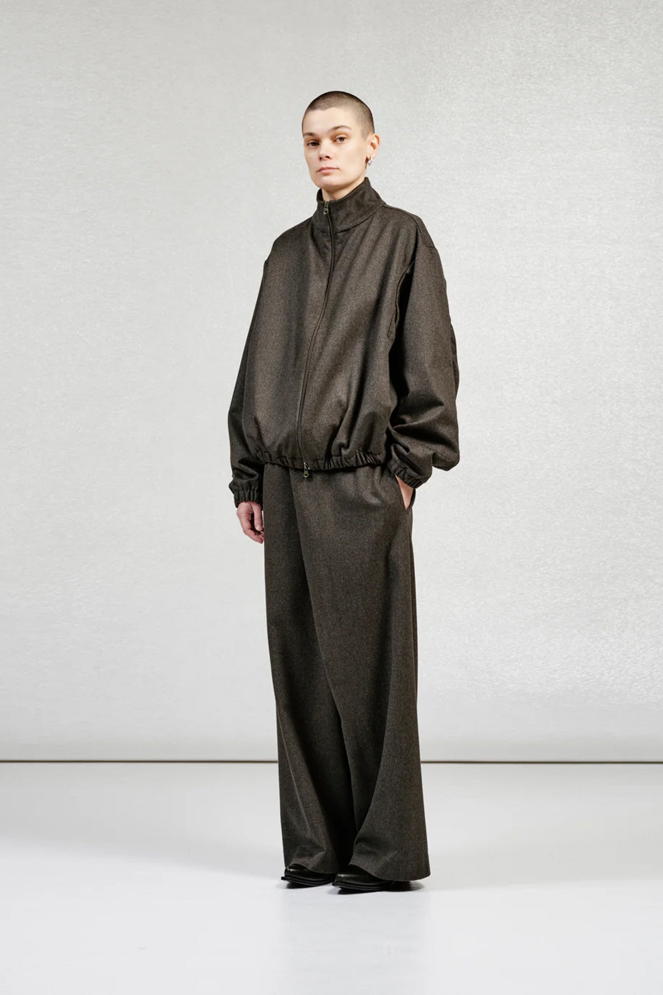 GABRIELA COLL GARMENTS " NO.310 HEAVY WOOL CROSSED TROUSERS L1 / GREEN"