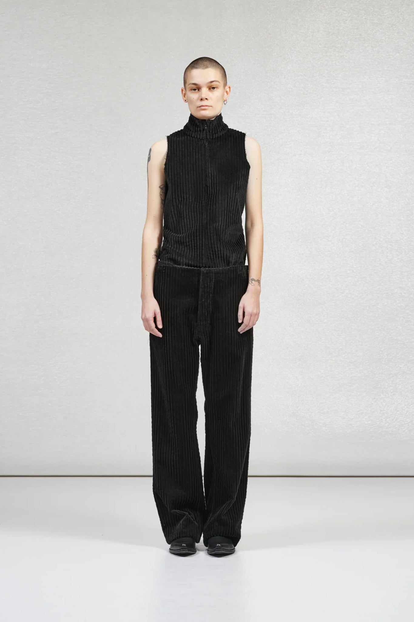 Gabriela Coll Garments "NO.205 CORDUROY TAILORED TROUSERS / BLACK"