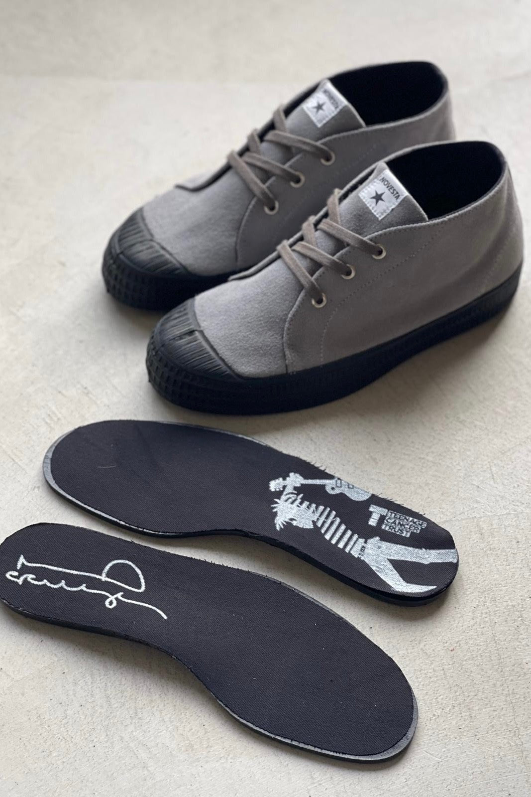 NOVESTA×NOEL GALLAGHER "THE LONE STAR CHUKKA NOEL GALLAGHER  /  GREY"