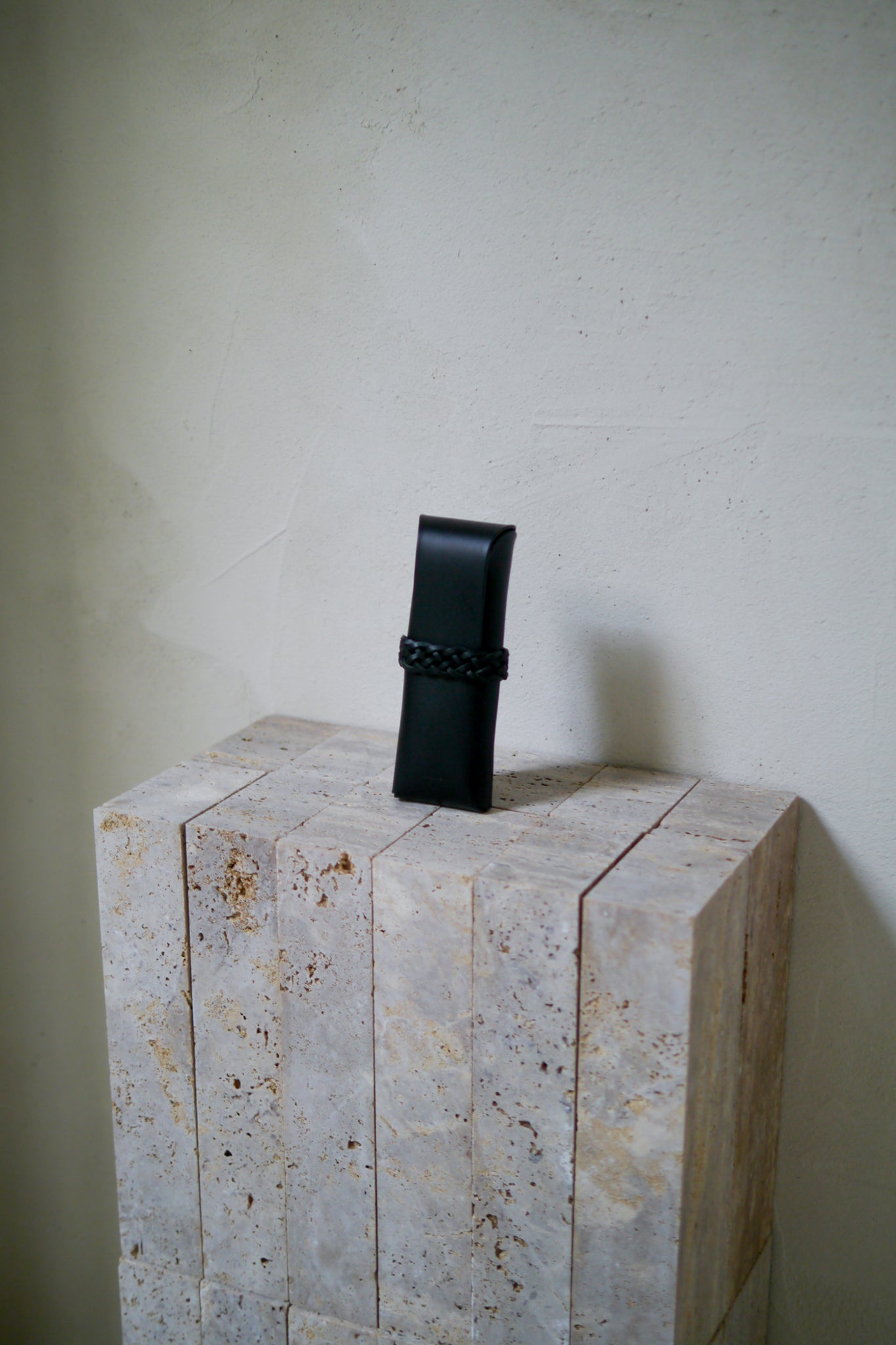 KAMARO'AN "WOVEN PEN CASE / ALL BLACK"
