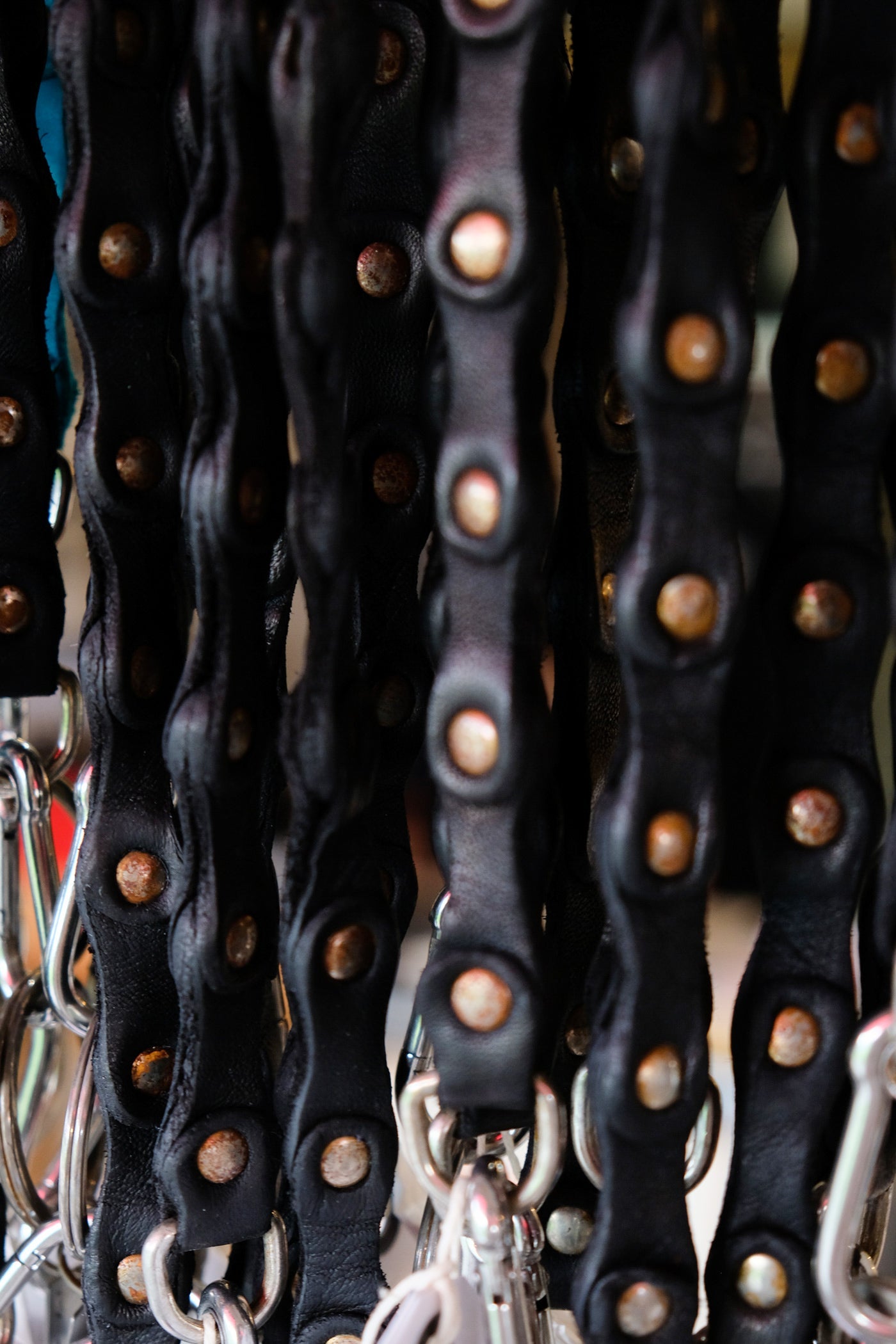 GUIDI ”LOCALERS Exclusive HB05 LEATHER CAMERA STRAP / BLACK