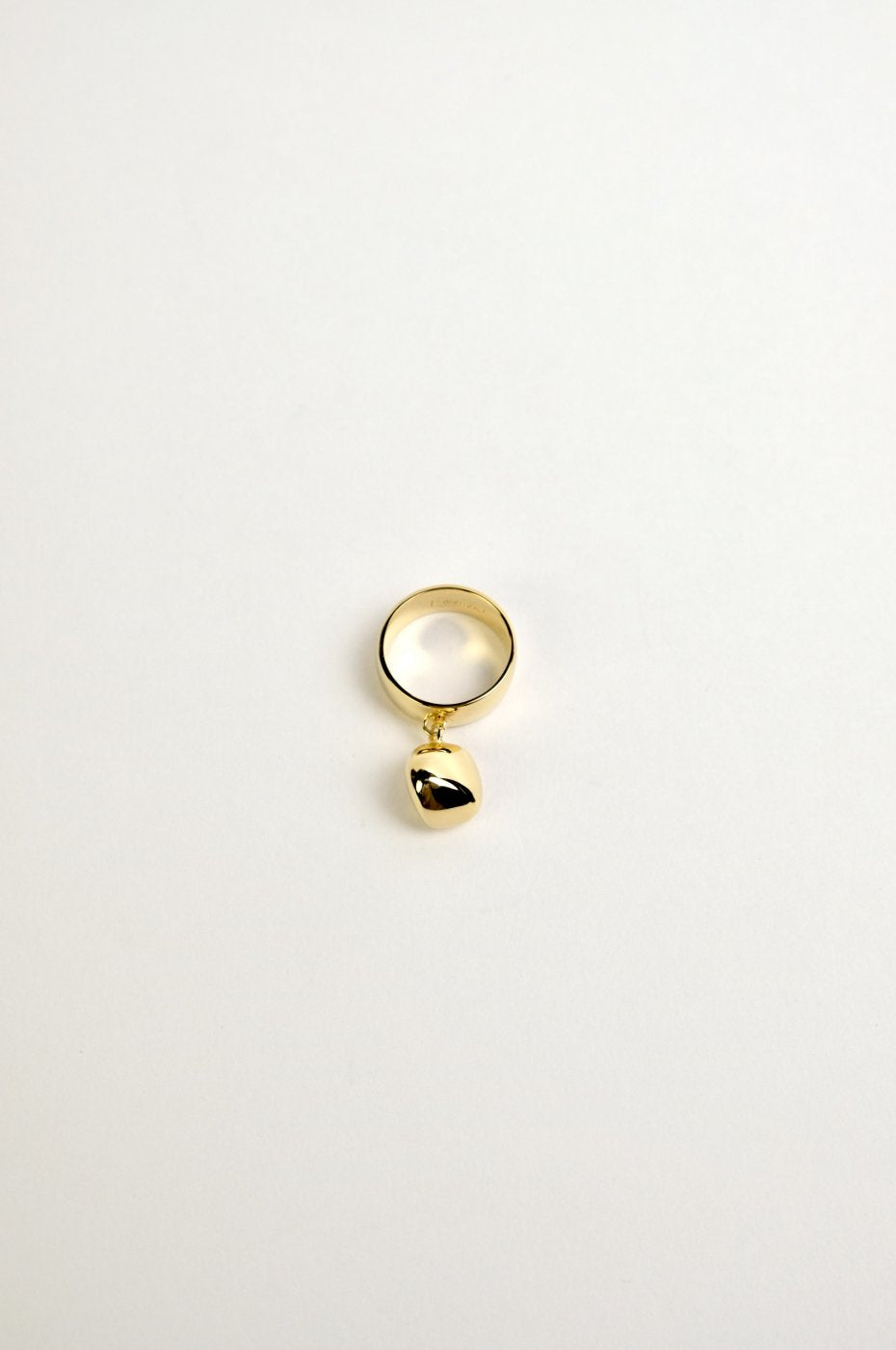 R.ALAGAN "AWKWARD BALL RING / GOLD"