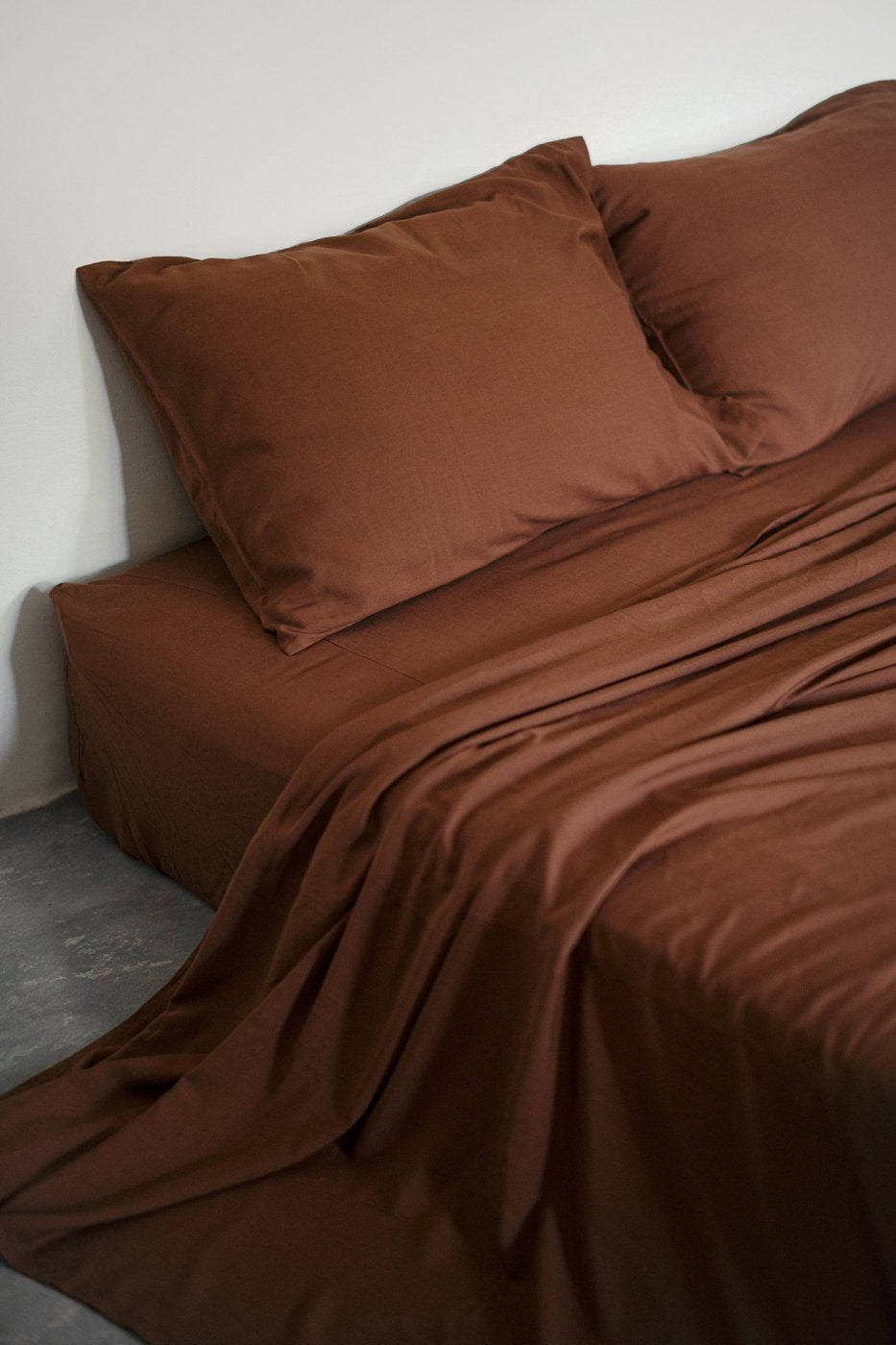 SUKU HOME "FITTED SHEET / CHOC"