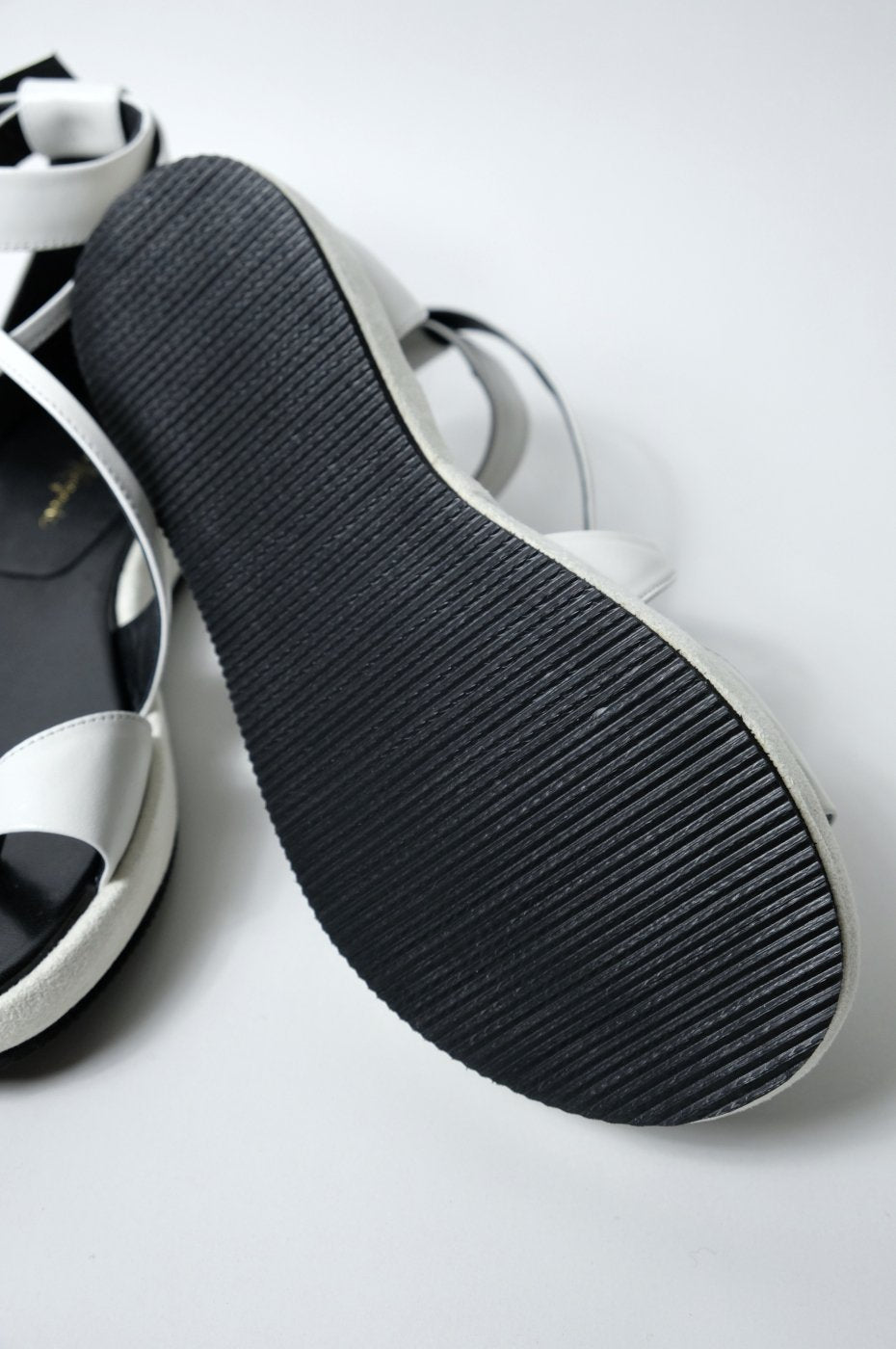 【Mame Kurogouchi】Curved Line Ankle Strap Sandals 50%OFF】Mame Kurogouchi 