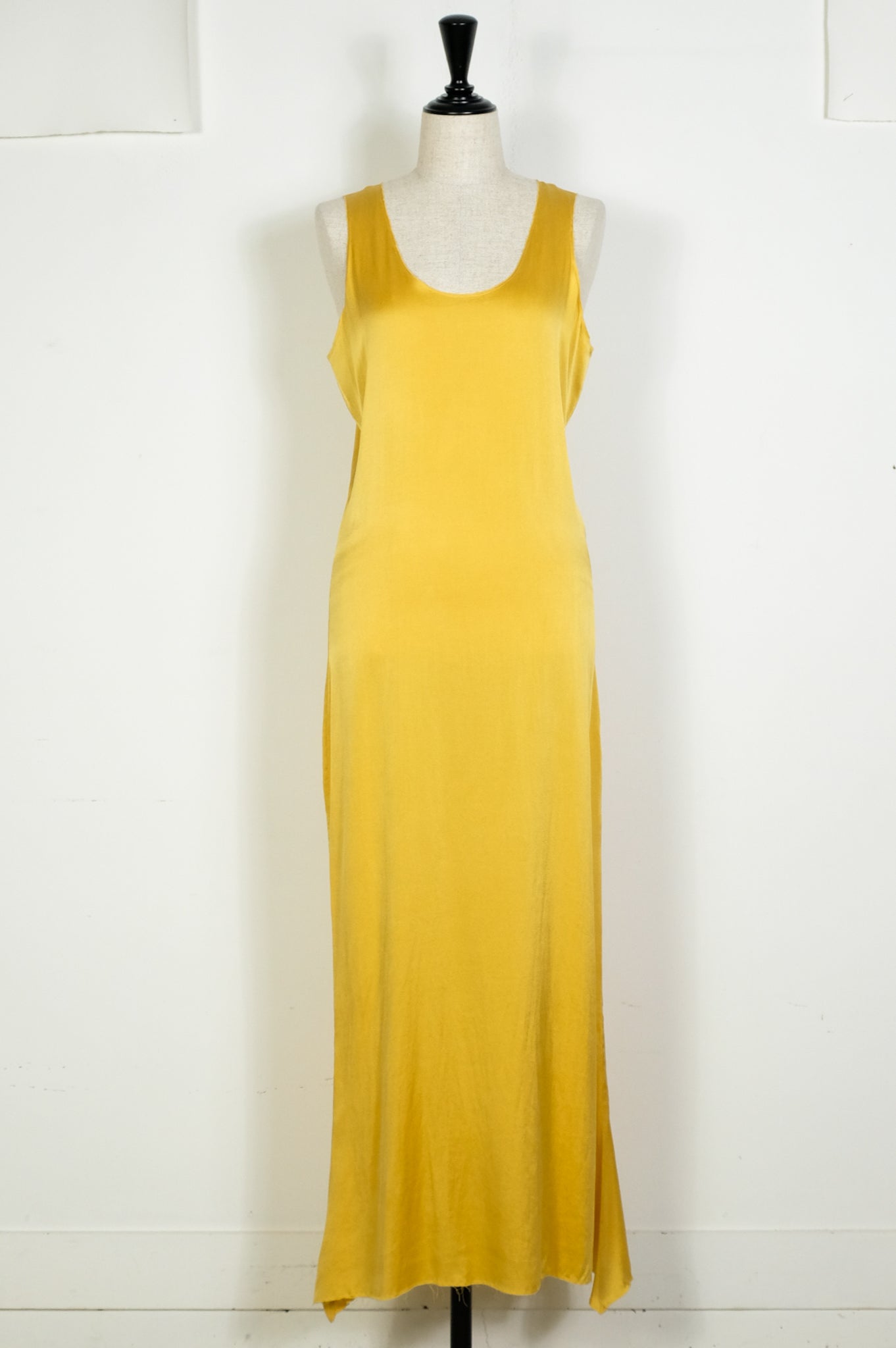 Gabriela Collar Garments "NO.201 STRETCH SILK DRESS"