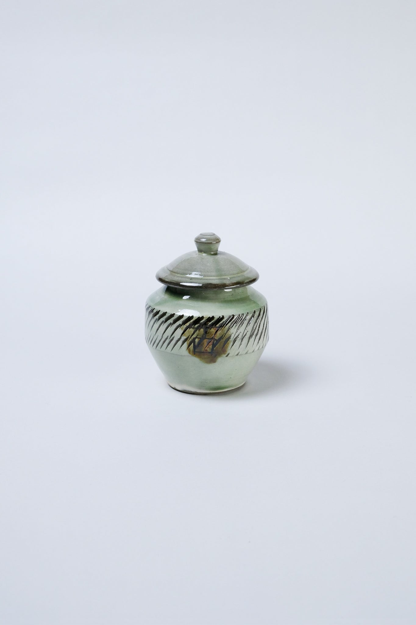 NOMA t.d."Small Pot by Onta / 古今東西"